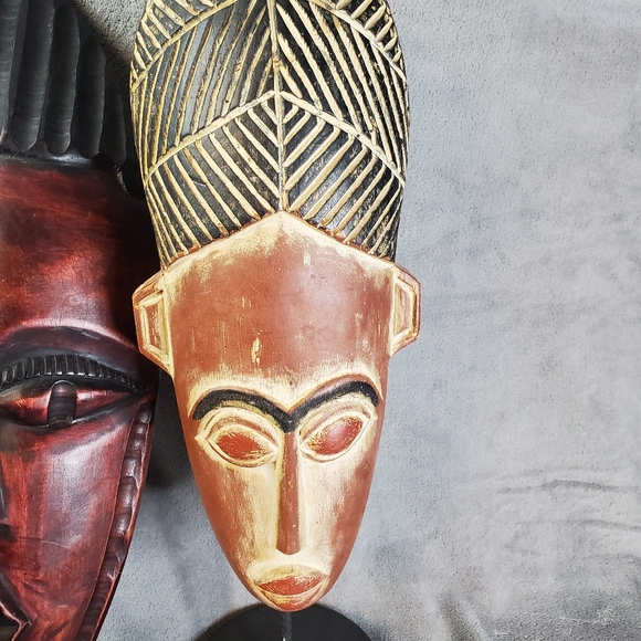 HandCrafted Wooden Tribal Masks on stands Made in Ghana - Picture 5 of 11